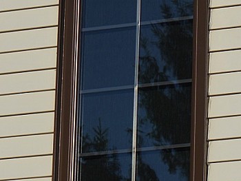 Vinyl windows done in siding with interior SDL's